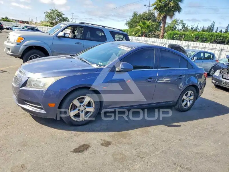 2013 Chevrolet Cruze фото