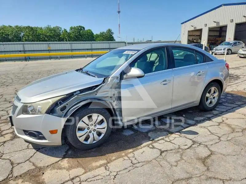 2013 Chevrolet Cruze photo