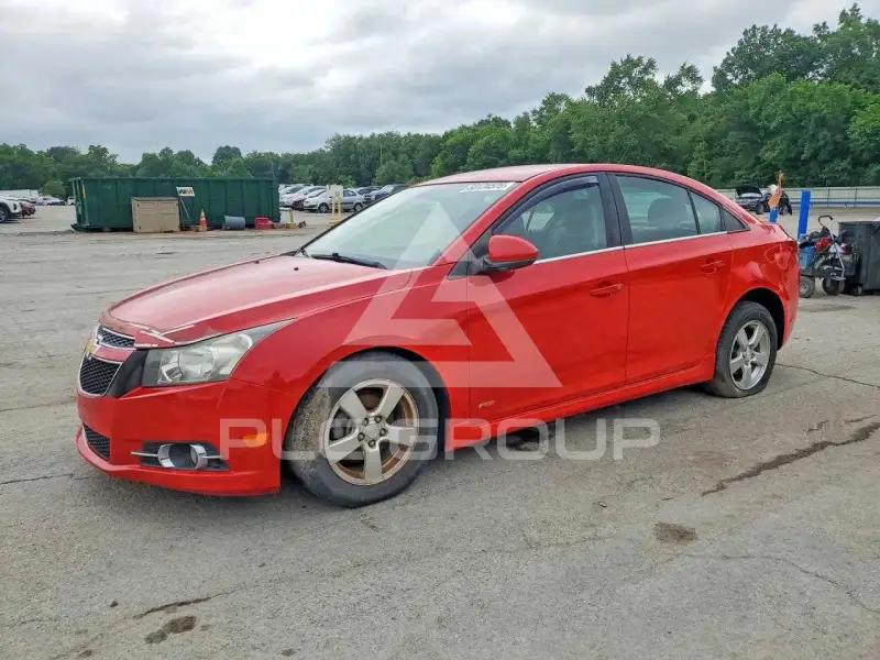 2013 Chevrolet Cruze фото