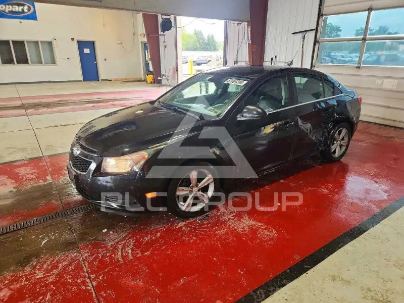 2013 Chevrolet Cruze фото