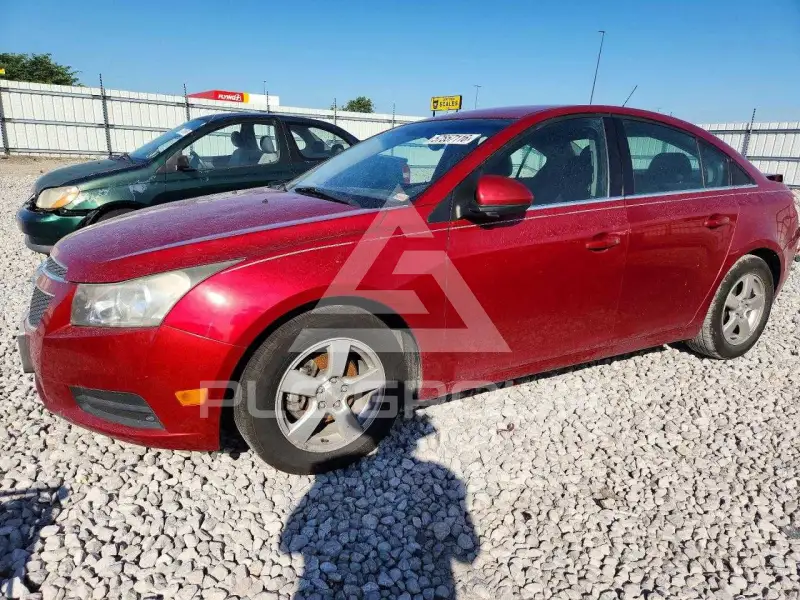 2013 Chevrolet Cruze фото