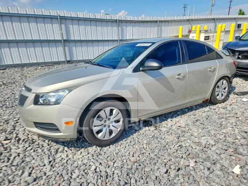 2013 Chevrolet Cruze фото
