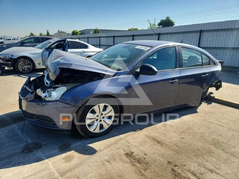 2013 Chevrolet Cruze фото