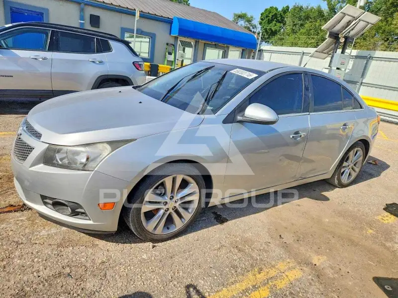 2013 Chevrolet Cruze фото