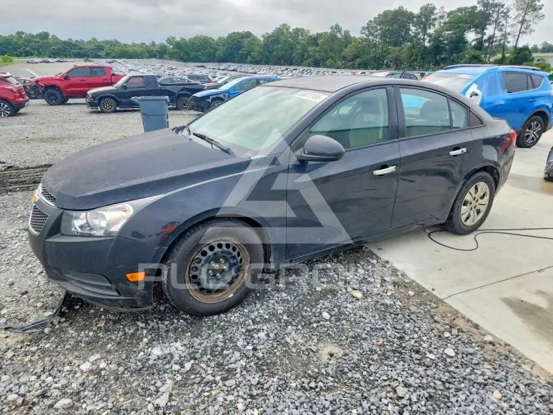 2013 Chevrolet Cruze фото