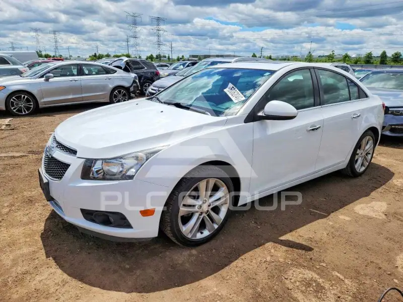 2013 Chevrolet Cruze фото
