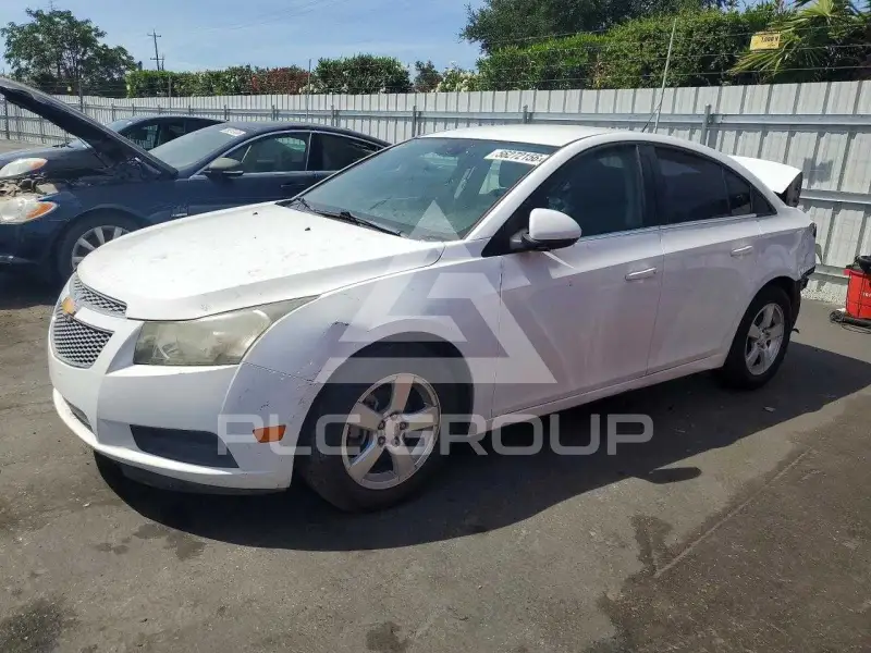 2013 Chevrolet Cruze фото