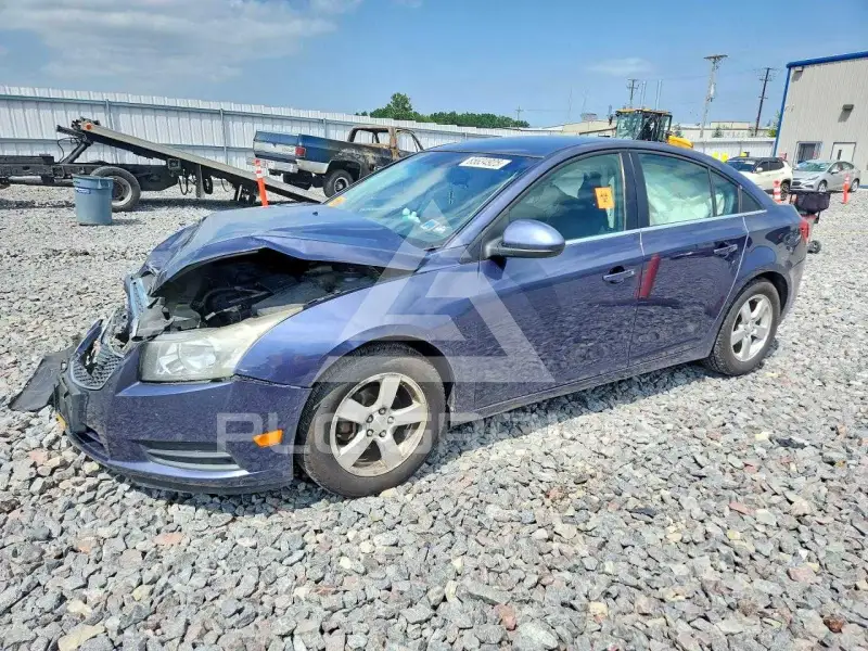 2013 Chevrolet Cruze фото