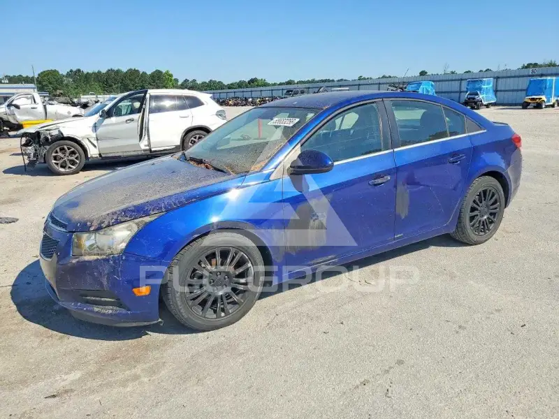 2013 Chevrolet Cruze фото