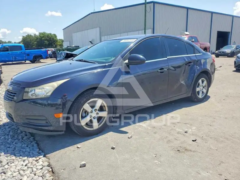 2013 Chevrolet Cruze фото