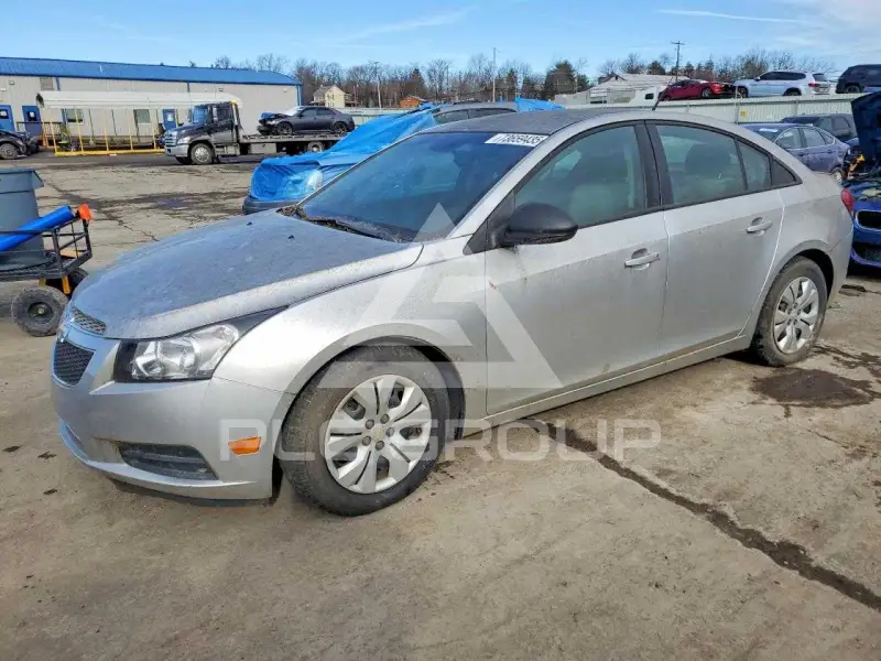 2013 Chevrolet Cruze photo