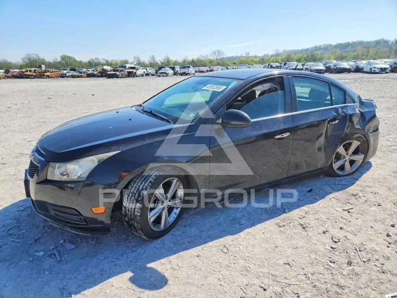2013 Chevrolet Cruze photo