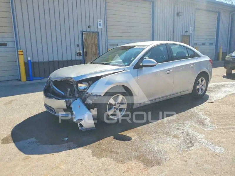 2013 Chevrolet Cruze фото