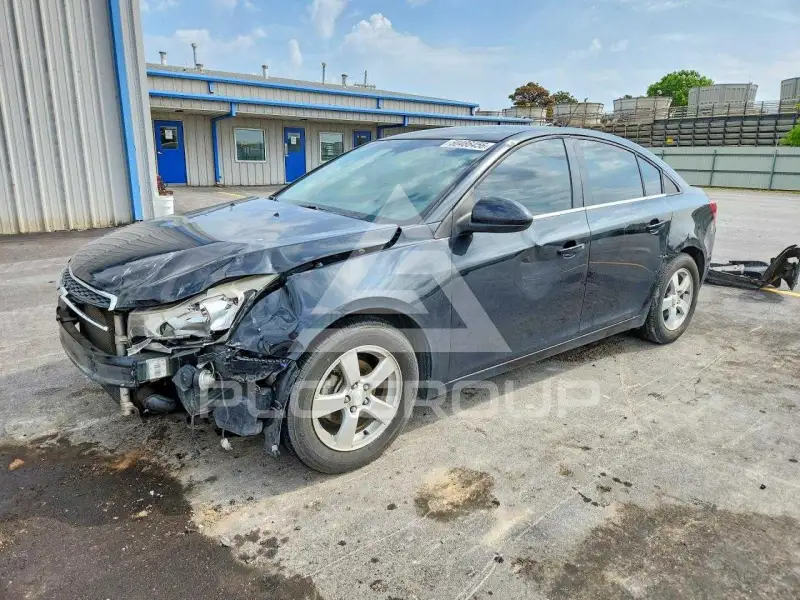 2013 Chevrolet Cruze фото