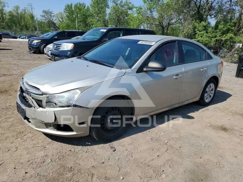 2013 Chevrolet Cruze фото