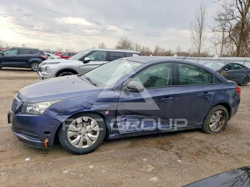 2013 Chevrolet Cruze фото