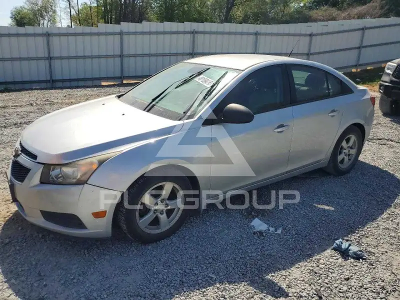 2013 Chevrolet Cruze фото