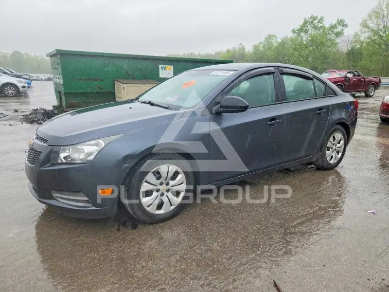 2013 Chevrolet Cruze фото