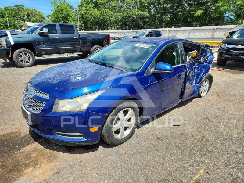 2013 Chevrolet Cruze фото