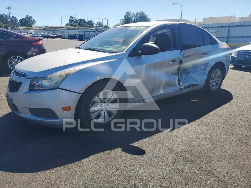 2013 Chevrolet Cruze фото