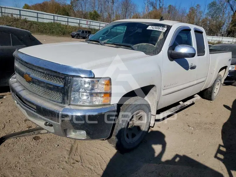 2013 Chevrolet Silverado photo