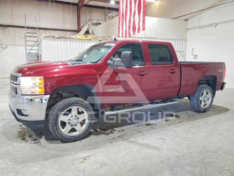 2013 Chevrolet Silverado photo