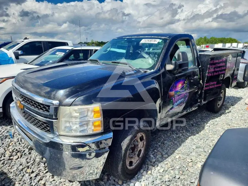 2013 Chevrolet Silverado photo