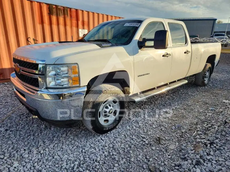 2013 Chevrolet Silverado photo