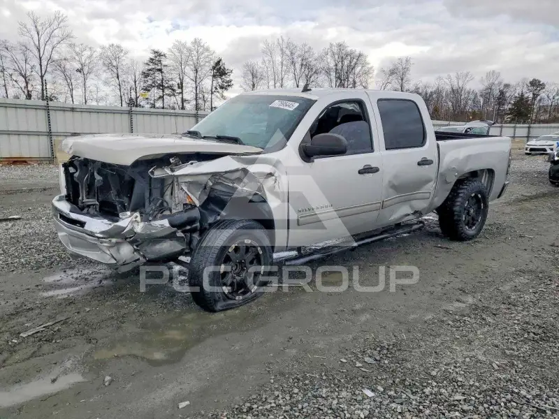 2013 Chevrolet Silverado photo