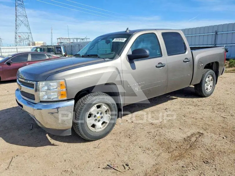 2013 Chevrolet Silverado photo