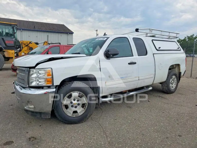 2013 Chevrolet Silverado photo
