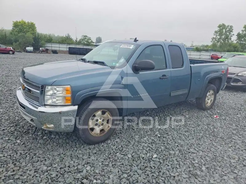 2013 Chevrolet Silverado photo