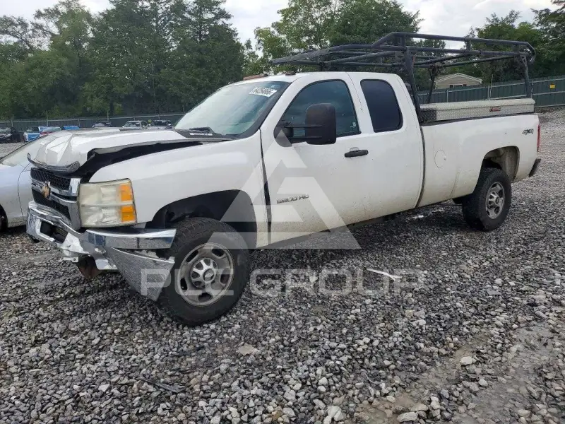 2013 Chevrolet Silverado photo