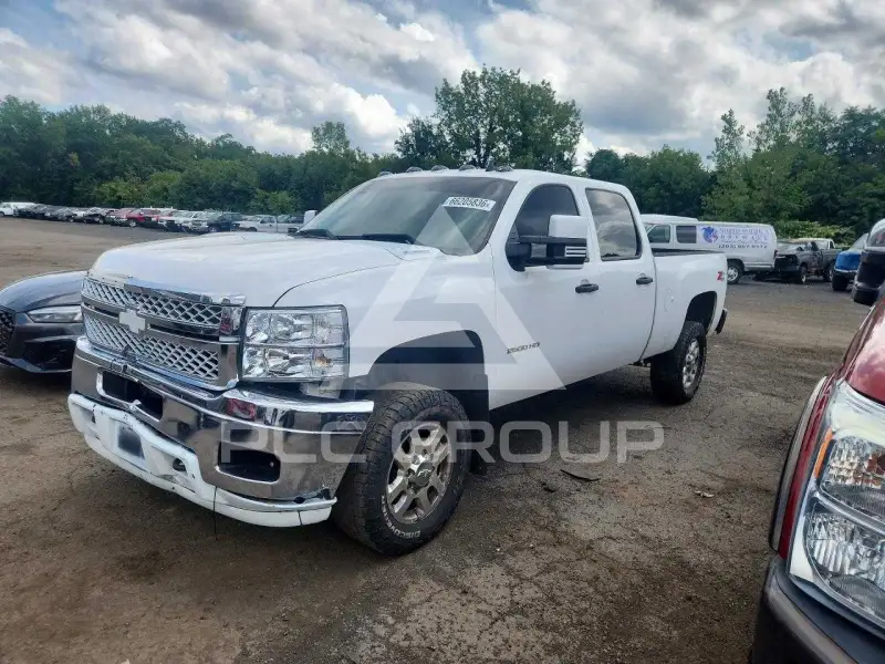 2013 Chevrolet Silverado photo