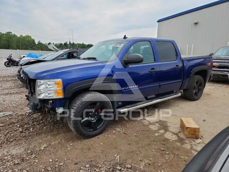 2013 Chevrolet Silverado photo