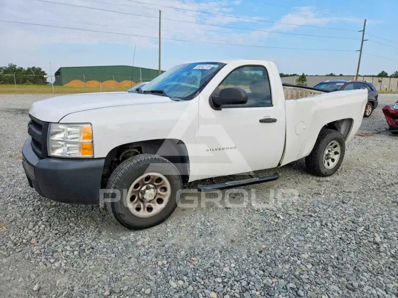 2013 Chevrolet Silverado photo