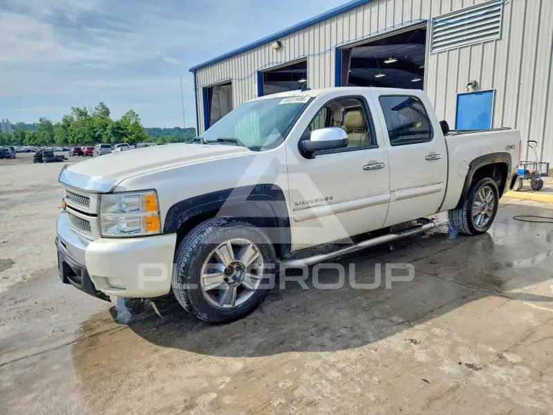 2013 Chevrolet Silverado photo
