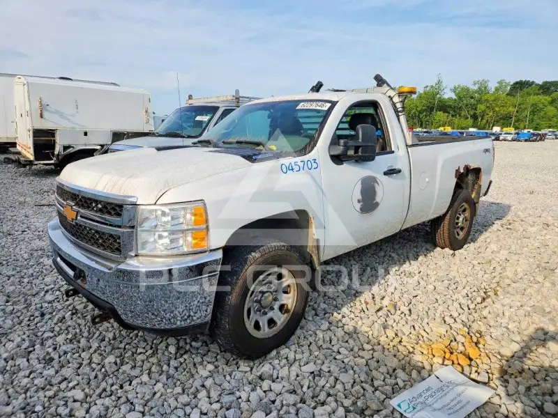 2013 Chevrolet Silverado photo
