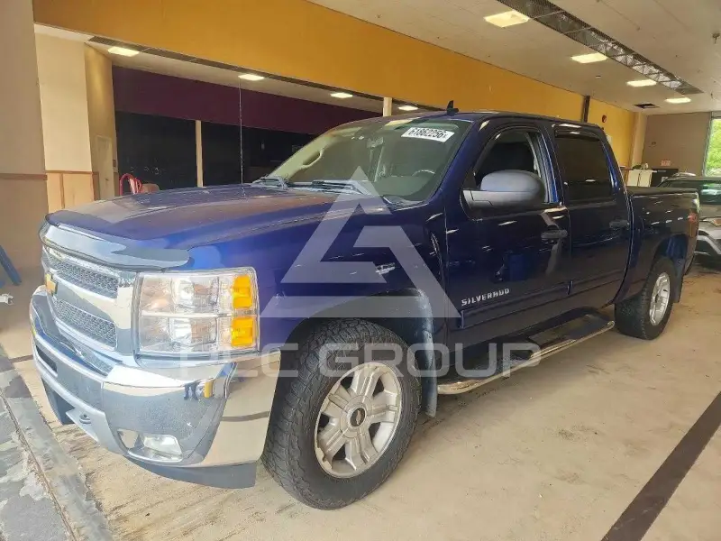 2013 Chevrolet Silverado photo
