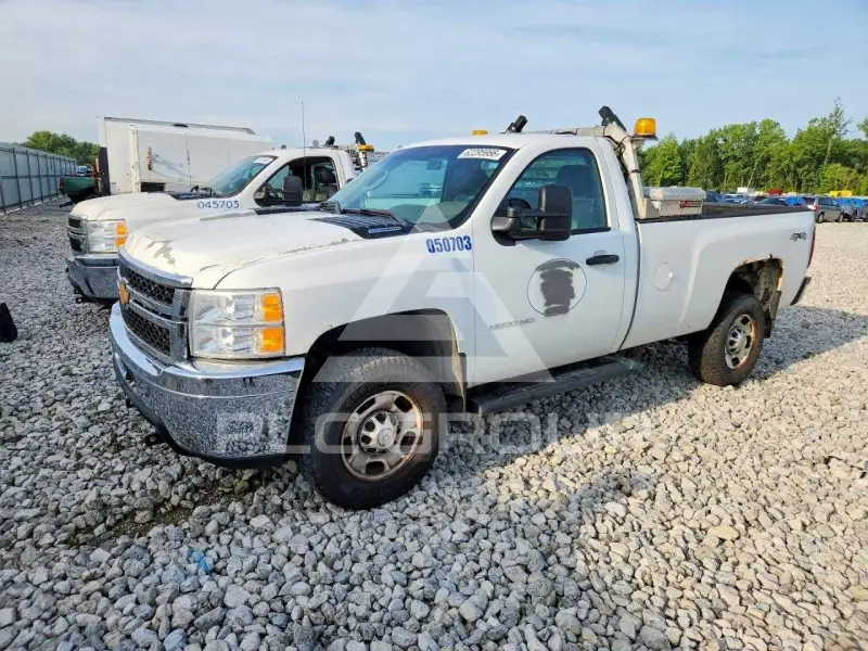 2013 Chevrolet Silverado photo