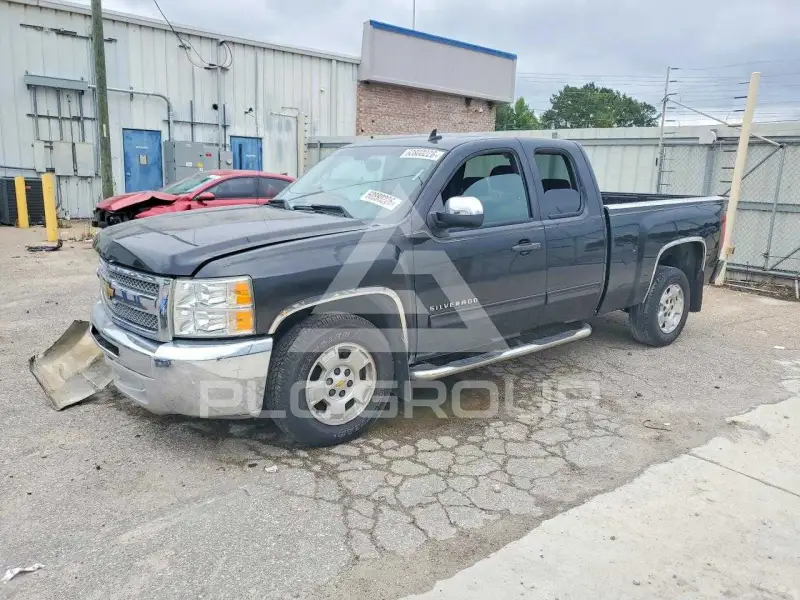 2013 Chevrolet Silverado photo