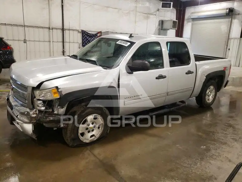 2013 Chevrolet Silverado photo