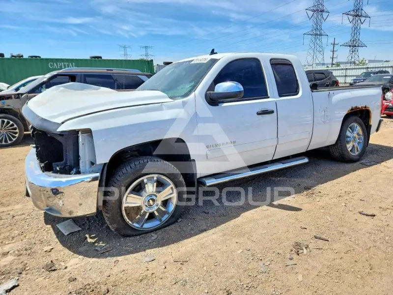 2013 Chevrolet Silverado photo