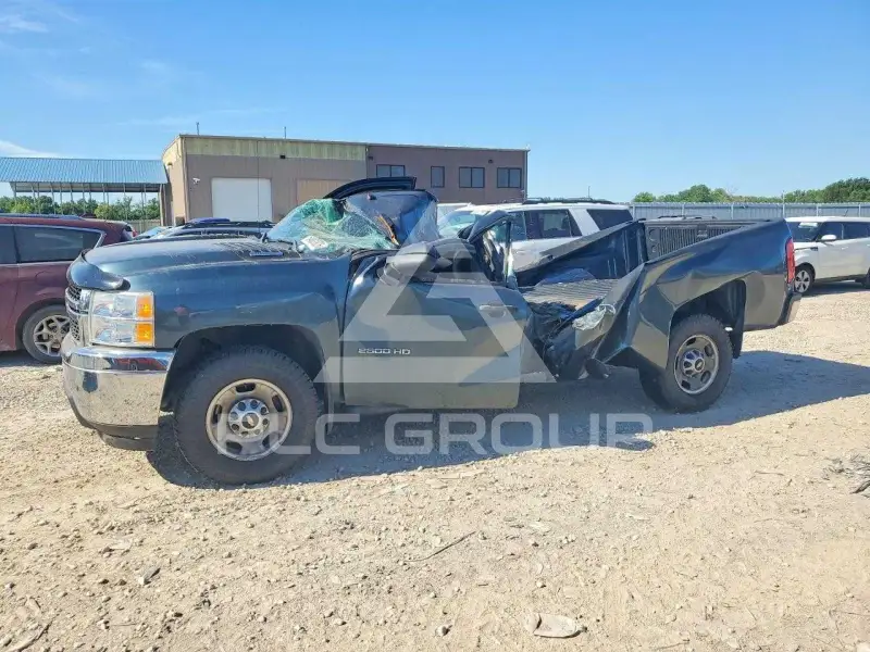 2013 Chevrolet Silverado photo