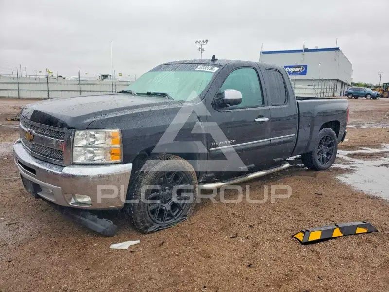 2013 Chevrolet Silverado photo