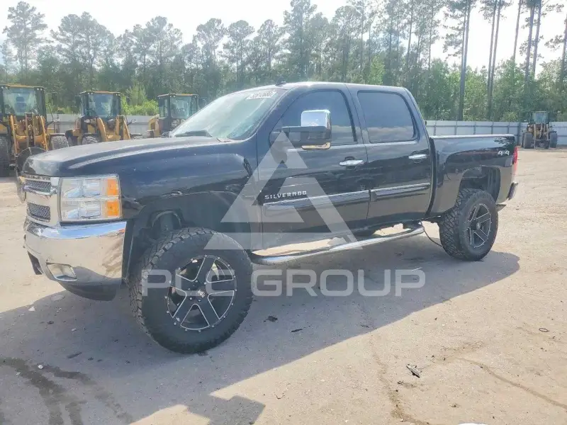 2013 Chevrolet Silverado photo