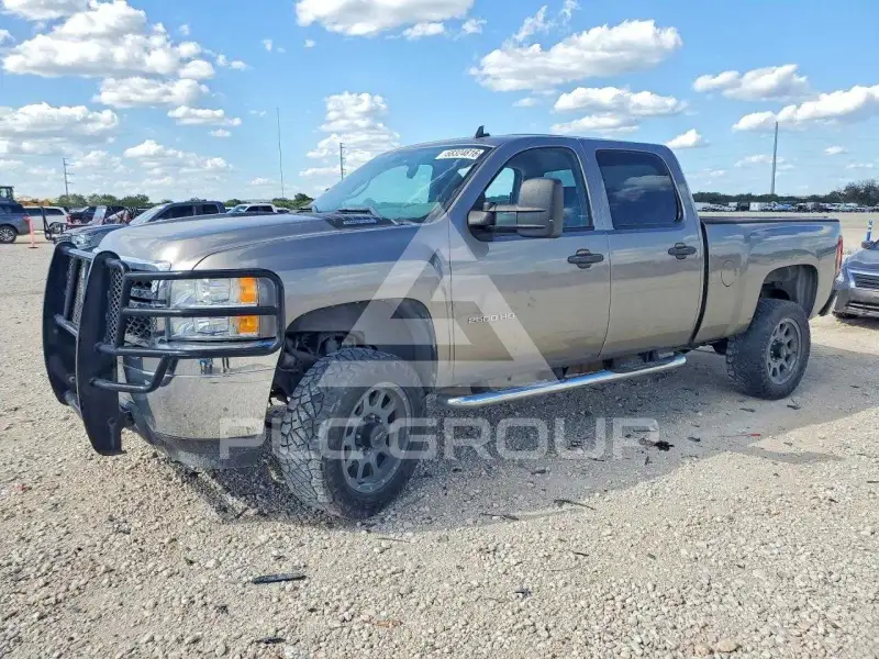 2013 Chevrolet Silverado photo