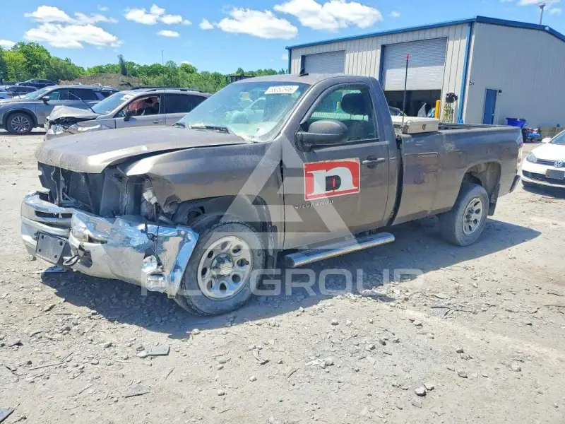 2013 Chevrolet Silverado photo