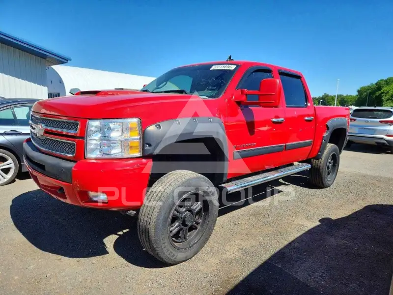 2013 Chevrolet Silverado photo