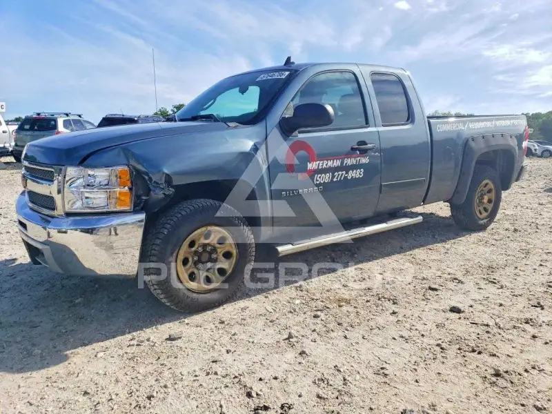 2013 Chevrolet Silverado photo